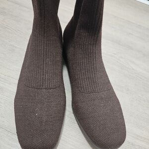 Knee-high water repellent wool Boots from VIVAIA - Dark Chocolate in Size EU41